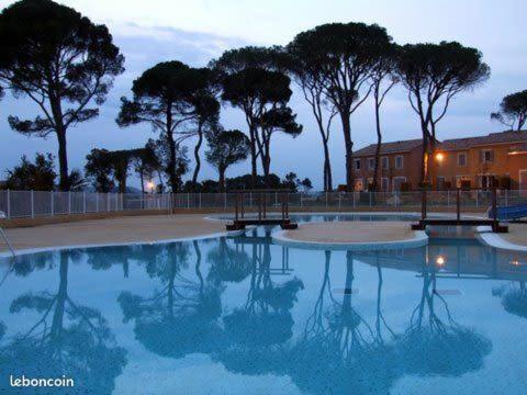 Maison Climatisee Avec Piscine Chauffee Calvisson Kültér fotó